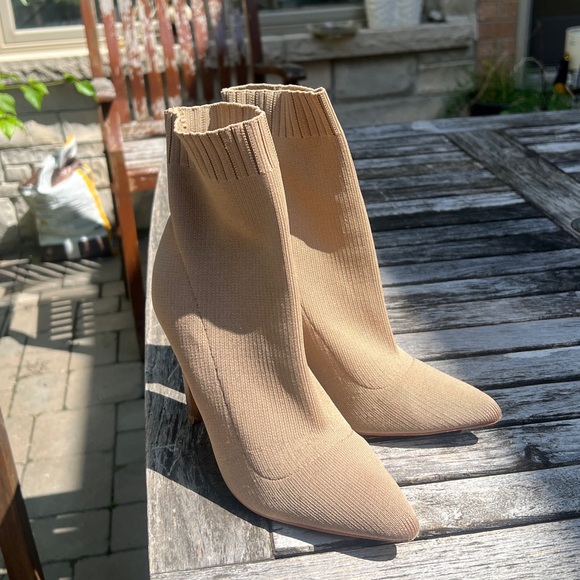 Sock booties - Picture 3 of 4